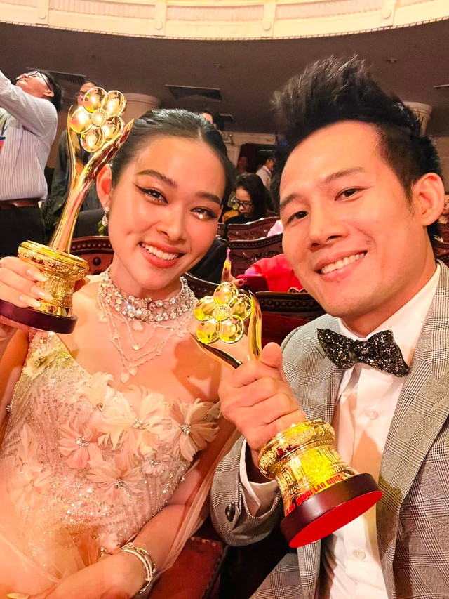 Diễn viên Diệp Bảo Ngọc và Thanh Thức tại Nhà hát TP HCM Diễn viên Diệp Bảo Ngọc và Thanh Thức tại Nhà hát TP HCM