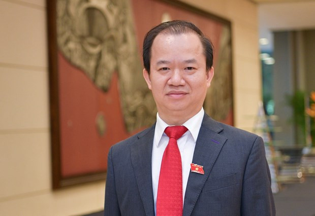 Đại biểu Bùi Hoài Sơn, Đoàn Đại biểu Quốc hội thành phố Hà Nội, Ủy viên Thường trực Ủy ban Văn hóa, Giáo dục của Quốc hội (Ảnh: PV/Vietnam+) Đại biểu Bùi Hoài Sơn, Đoàn Đại biểu Quốc hội thành phố Hà Nội, Ủy viên Thường trực Ủy ban Văn hóa, Giáo dục của Quốc hội (Ảnh: PV/Vietnam+)