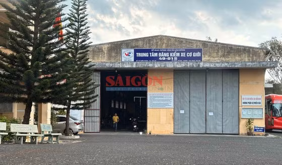 Chiều 6-4, Trung tâm Đăng kiểm xe cơ giới Lâm Đồng vẫn chưa hoạt động trở lại. Ảnh: Đ.K
