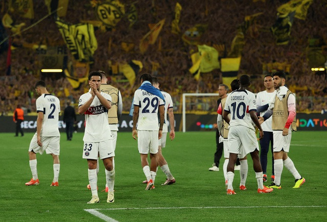 PSG chỉ còn hy vọng lật ngược tình thế ở trận lượt về. PSG chỉ còn hy vọng lật ngược tình thế ở trận lượt về.