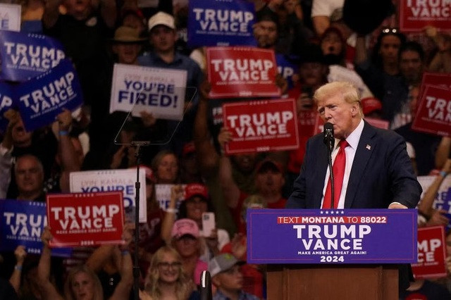 Cựu tổng thống Donald Trump ngày 10-8 cho biết Microsoft thông báo cho chiến dịch của ông rằng Iran đã tấn công một trong những trang web của họ. Ảnh: Reuters Cựu tổng thống Donald Trump ngày 10-8 cho biết Microsoft thông báo cho chiến dịch của ông rằng Iran đã tấn công một trong những trang web của họ. Ảnh: Reuters