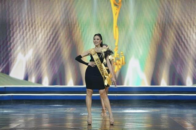 Đoàn Thu Thủy cao 1,73m, số đo ba vòng 85-62-95. Trước đó cô từng đăng quang Hoa hậu Thể thao Việt Nam 2022. Ảnh: FBNV