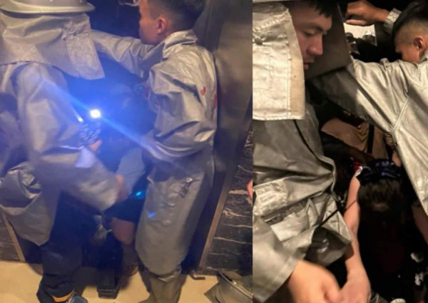 Cảnh sát PCCC và CNCH giải cứu thành công 9 người mắc kẹt trong thang máy. Cảnh sát PCCC và CNCH giải cứu thành công 9 người mắc kẹt trong thang máy.