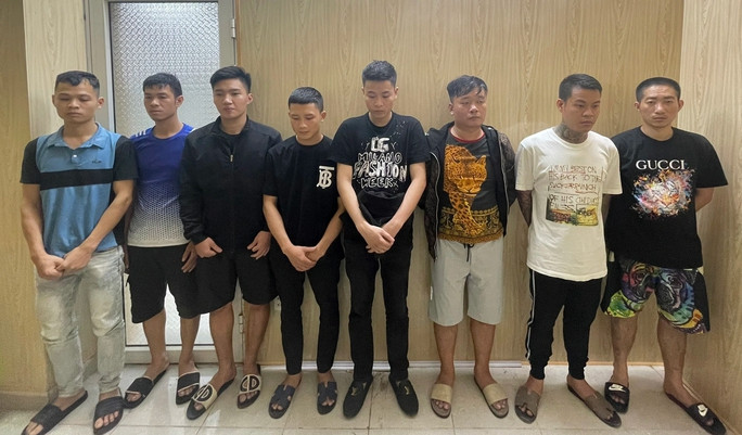 3 người thương vong tại quán karaoke: Tạm giữ 8 đối tượng - Ảnh 1. 8 đối tượng liên quan đến vụ án đang bị tạm giữ hình sự.