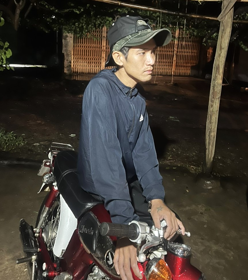 Vừa ra tù, Hoàng Anh Quốc tiếp tục gây án trộm cắp xe máy và bị công an bắt giữ quả tang