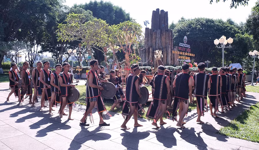 Ngày hội văn hóa diễn ra vào tháng 4 hàng năm. Ảnh: M.C