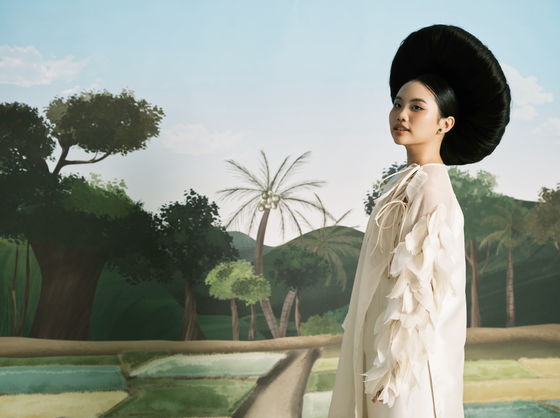 Hình ảnh của Phương Mỹ Chi trong album “Vũ trụ cò bay”