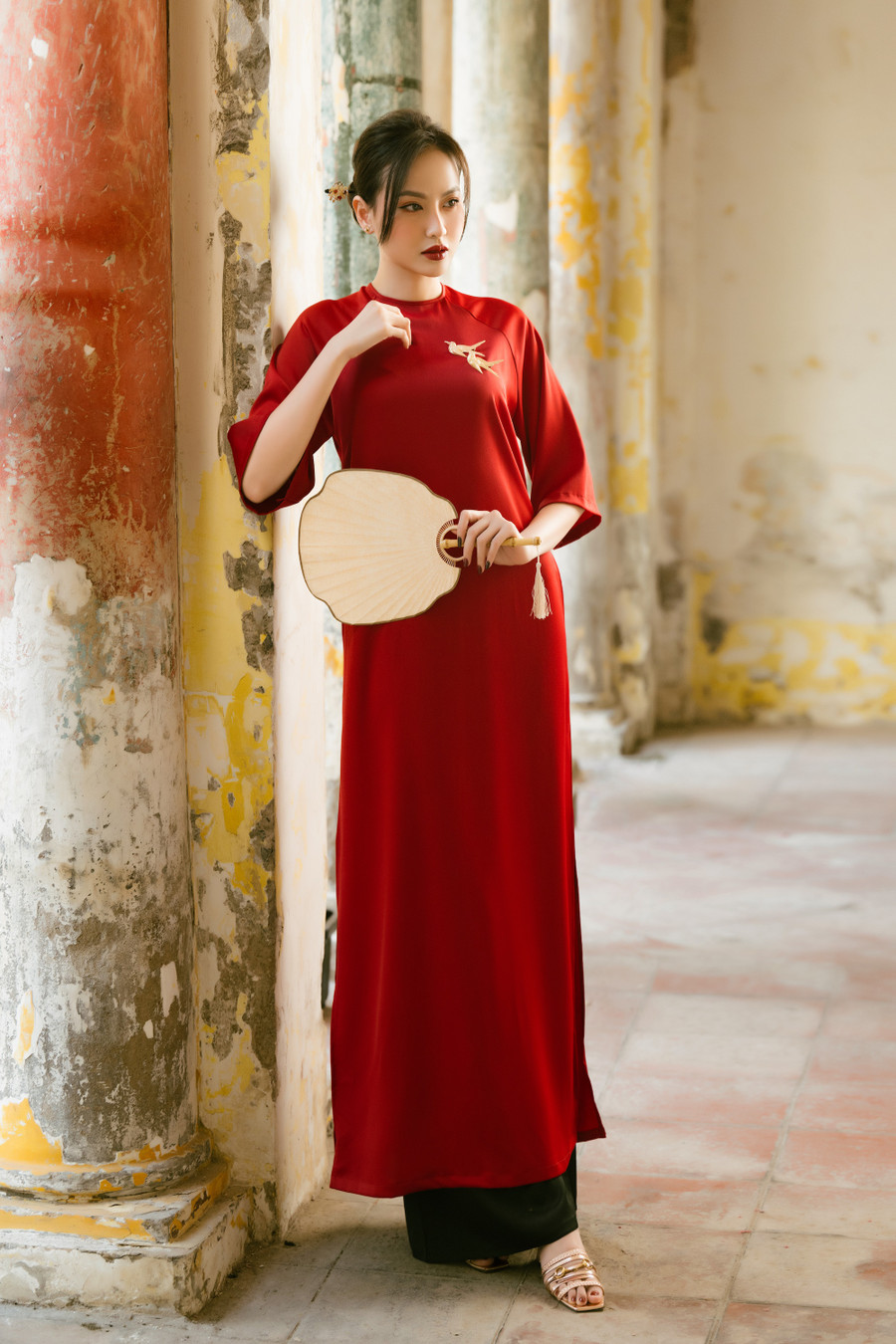 Ở hiện tại, Khánh Ngân vẫn giữ được vẻ trẻ trung, sắc sảo. Thậm chí, nhiều người nhận xét hoa hậu quê Đồng Nai ngày càng nhuận sắc hơn. Ảnh: Viết Quý Ở hiện tại, Khánh Ngân vẫn giữ được vẻ trẻ trung, sắc sảo. Thậm chí, nhiều người nhận xét hoa hậu quê Đồng Nai ngày càng nhuận sắc hơn. Ảnh: Viết Quý