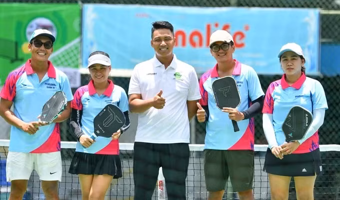 Môn pickleball đang phát triển mạnh tại nhiều thành phố trong cả nước. Ảnh: TRẦN QUÍ