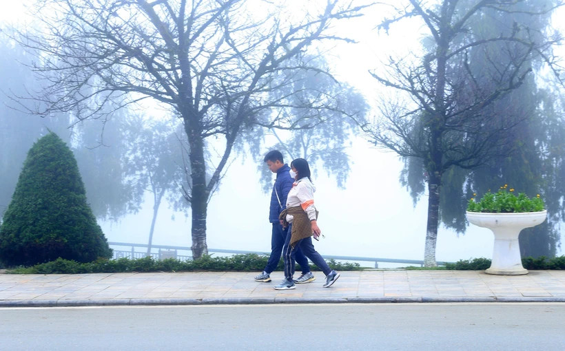 Không khí lạnh đã ảnh hưởng đến phía Tây Bắc Bộ, Bắc Trung Bộ. (Ảnh: Quốc Khán/TTXVN)