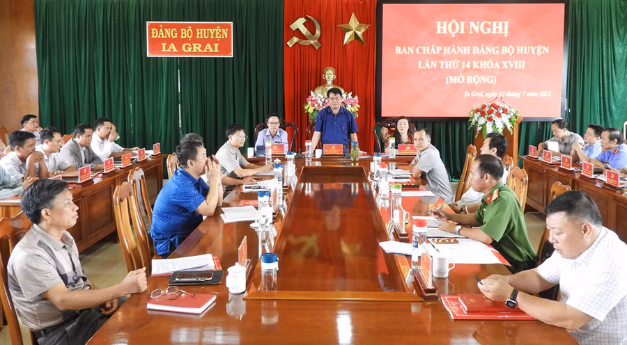Quang cảnh hội nghị Ban Chấp hành Đảng bộ huyện Ia Grai. Ảnh: Thanh Nhật