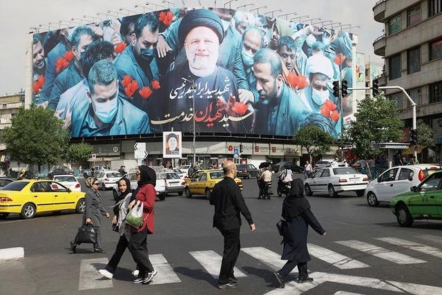 Hình ảnh Tổng thống Raisi tại Tehran ngày 21.5. Ảnh Reuters Hình ảnh Tổng thống Raisi tại Tehran ngày 21.5. Ảnh Reuters