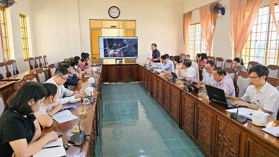 Quang cảnh buổi đối thoại. Ảnh: Bá Bính