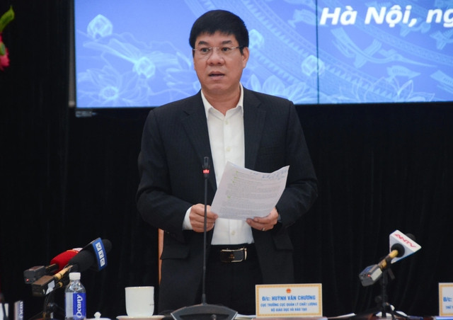 Ông Huỳnh Văn Chương, Cục trưởng Cục Quản lý chất lượng, thông tin tại cuộc họp báo Ông Huỳnh Văn Chương, Cục trưởng Cục Quản lý chất lượng, thông tin tại cuộc họp báo