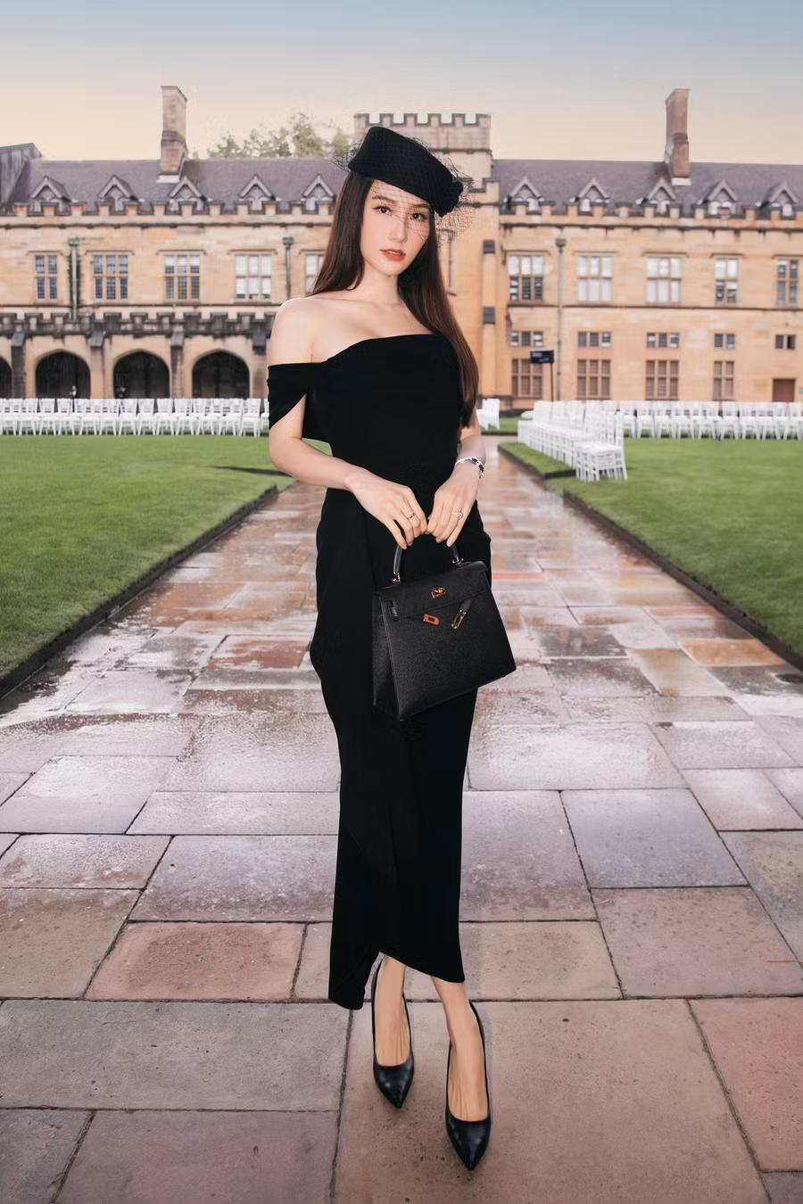 Diễn viên Diễm My 9X cá tính trong thiết kế màu đen. Ảnh: Kiếng Cận