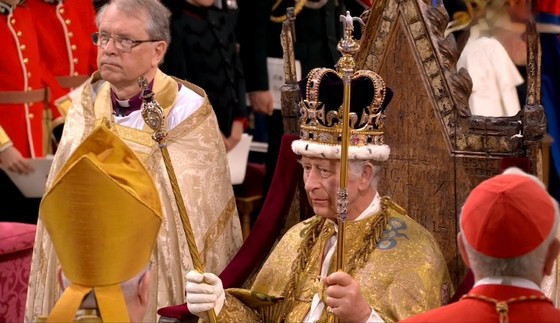 Vua Charles III chính thức đăng quang Vua Charles III chính thức đăng quang