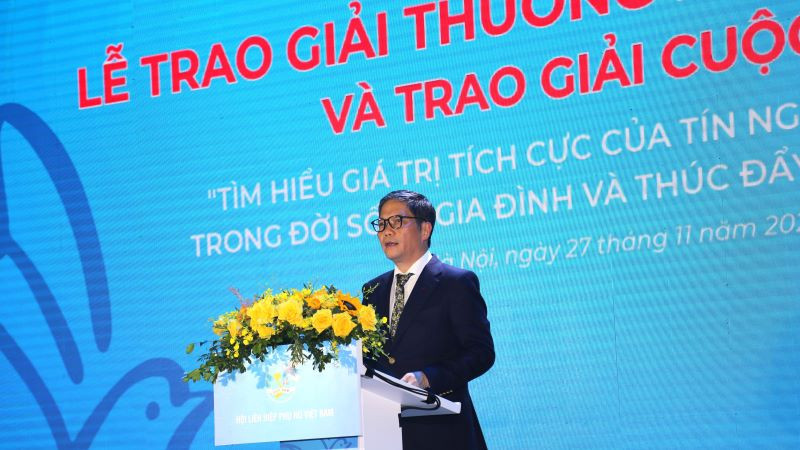 Đồng chí Trần Tuấn Anh, Ủy viên Bộ Chính trị, Trưởng Ban Kinh tế Trung ương phát biểu tại buổi lễ, Đồng chí Trần Tuấn Anh, Ủy viên Bộ Chính trị, Trưởng Ban Kinh tế Trung ương phát biểu tại buổi lễ,