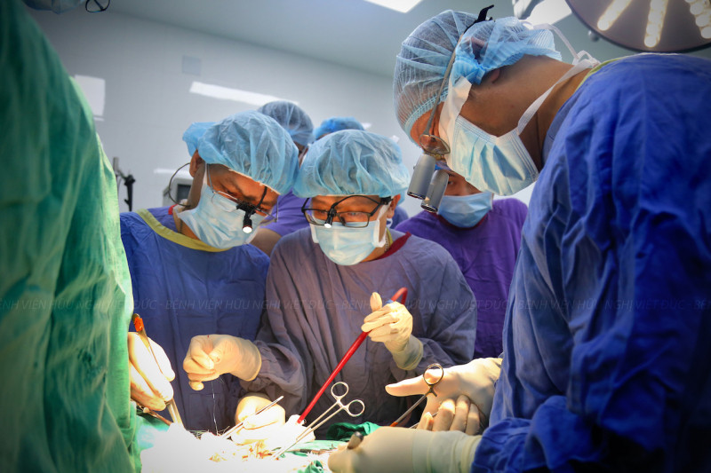 Đây là ca ghép khí quản lần đầu tiên được thực hiện tại Việt Nam. Đây là ca ghép khí quản lần đầu tiên được thực hiện tại Việt Nam.