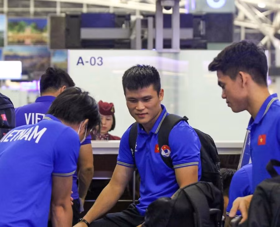 Tuấn Hải và đồng đội