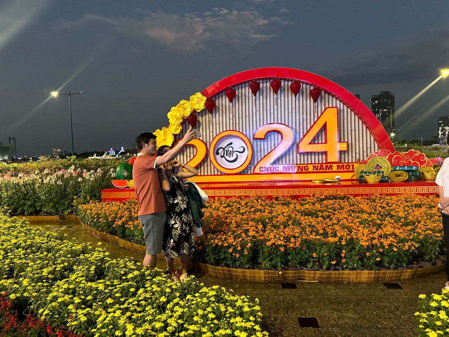 Sự giống nhau giữa lịch 2024 và lịch 28 năm trước, năm 1996, theo nhà nghiên cứu chỉ là vấn đề số học. Sự giống nhau giữa lịch 2024 và lịch 28 năm trước, năm 1996, theo nhà nghiên cứu chỉ là vấn đề số học.