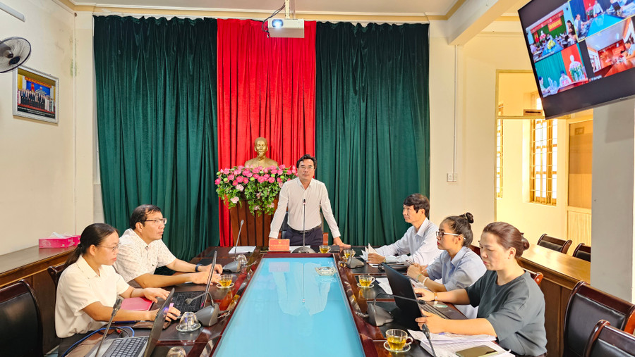 Quang cảnh cuộc họp tại điểm cầu UBND TP. Pleiku. Ảnh: Bá Bính