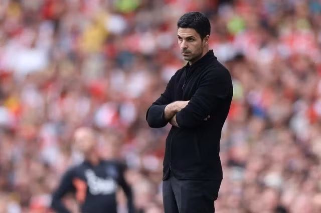 Nỗi thất vọng của HLV Arteta khi Arsenal không thể duy trì những lợi thế trong phần lớn mùa giải. ẢNH AFP