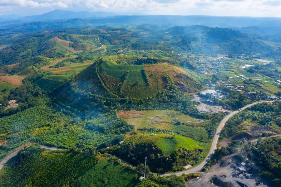 Đắk Nông có cảnh quan thiên nhiên, văn hóa đặc trưng và Công viên địa chất toàn cầu UNESCO Đắk Nông hứa hẹn phát triển du lịch, thu hút du khách trong thời gian tới. (Ảnh: Đinh Thanh Hải)