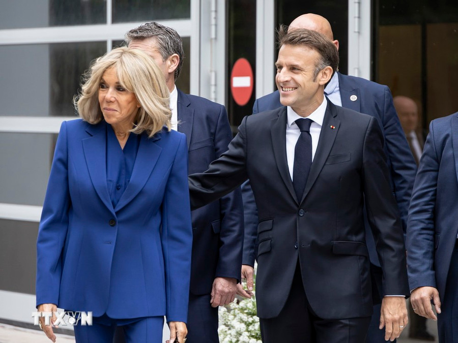Liên minh “Cùng nhau” (Ensemble) của Tổng thống Emmanuel Macron, mất đa số tương đối và chỉ còn duy trì được từ 160 đến 162 đại biểu so với 254 đại biểu trong cơ quan lập pháp nhiệm kỳ trước. (Ảnh: THX/ TTXVN) Liên minh “Cùng nhau” (Ensemble) của Tổng thống Emmanuel Macron, mất đa số tương đối và chỉ còn duy trì được từ 160 đến 162 đại biểu so với 254 đại biểu trong cơ quan lập pháp nhiệm kỳ trước. (Ảnh: THX/ TTXVN)