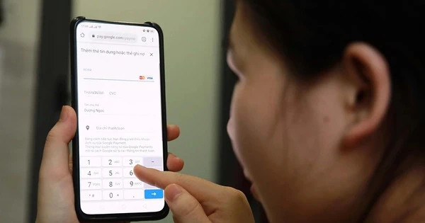 Vì sao nạn nhân dễ mắc bẫy lừa đảo chuyển tiền qua ngân hàng? (ảnh minh họa)