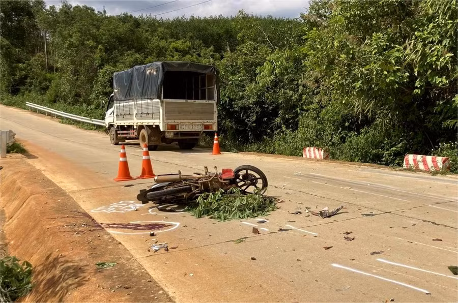 Hiện trường vụ tai nạn. Ảnh: PN