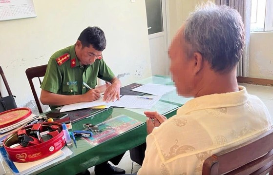 Ông C. làm việc với cơ quan công an