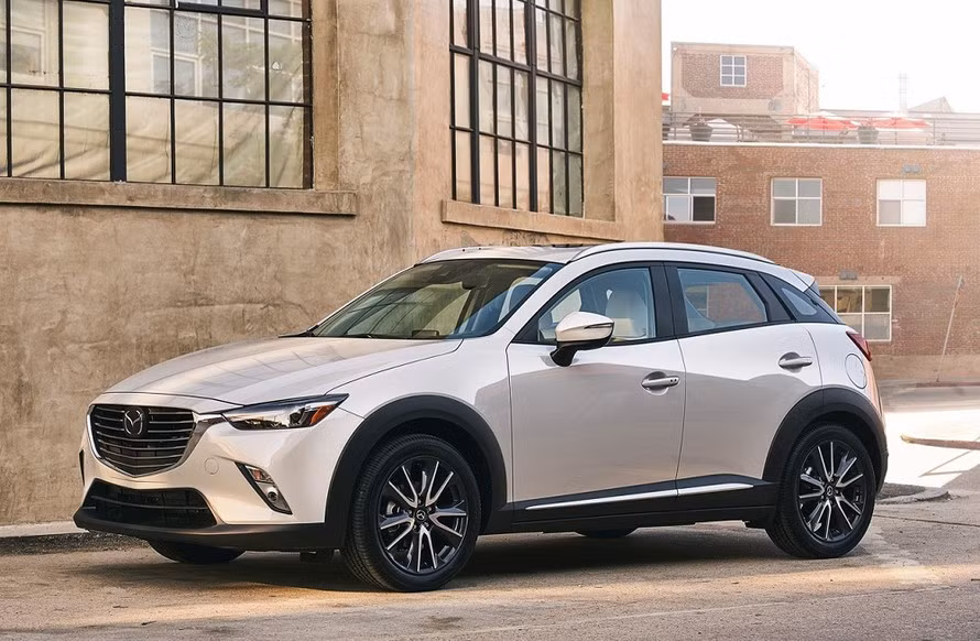 Mazda CX-3 được nhập khẩu nguyên chiếc từ Thái Lan. Ảnh: Mazda