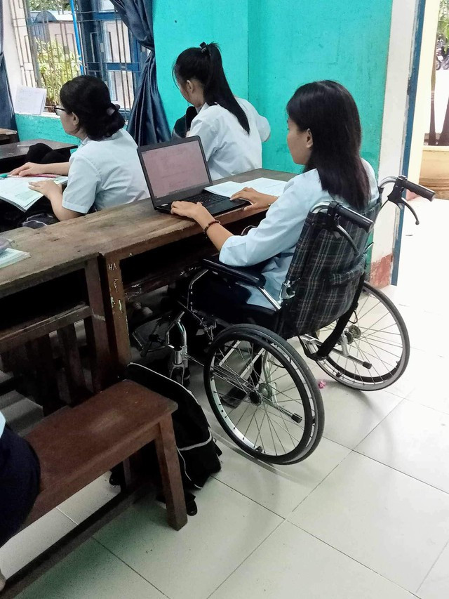 Mơ đã trở lại trường lớp trong năm học này. Ảnh: NVCC