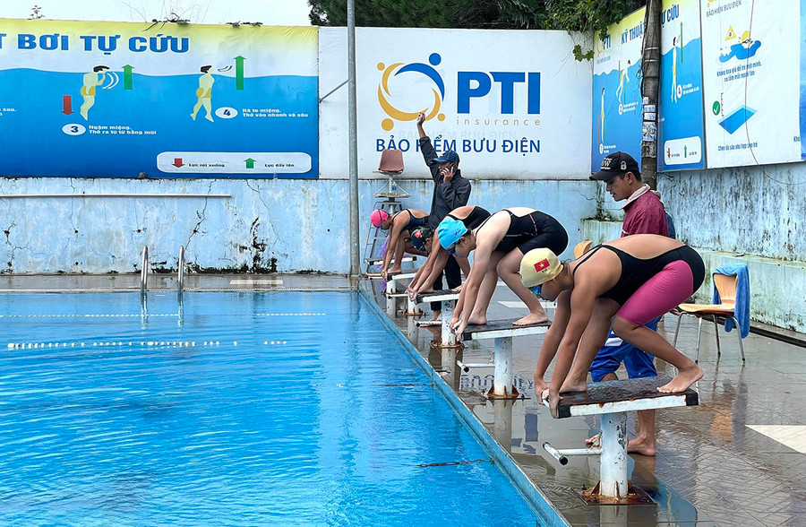 Hơn 150 “kình ngư” tham gia tranh tài tại Giải Bơi thiếu niên-nhi đồng TP. Pleiku 2023. Ảnh: L.V.N Hơn 150 “kình ngư” tham gia tranh tài tại Giải Bơi thiếu niên-nhi đồng TP. Pleiku 2023. Ảnh: L.V.N