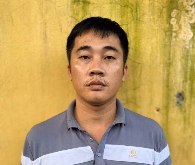 Bị đánh đập, chích điện sau khi mắc bẫy việc nhẹ, lương cao - Ảnh 1. Bị cáo Diệp Văn Minh. Ảnh: Công an cung cấp
