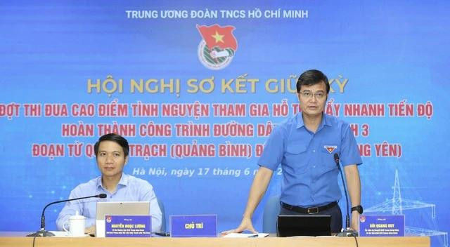 Anh Bùi Quang Huy và anh Nguyễn Ngọc Lương chủ trì hội nghị. Ảnh: BẢO ANH Anh Bùi Quang Huy và anh Nguyễn Ngọc Lương chủ trì hội nghị. Ảnh: BẢO ANH