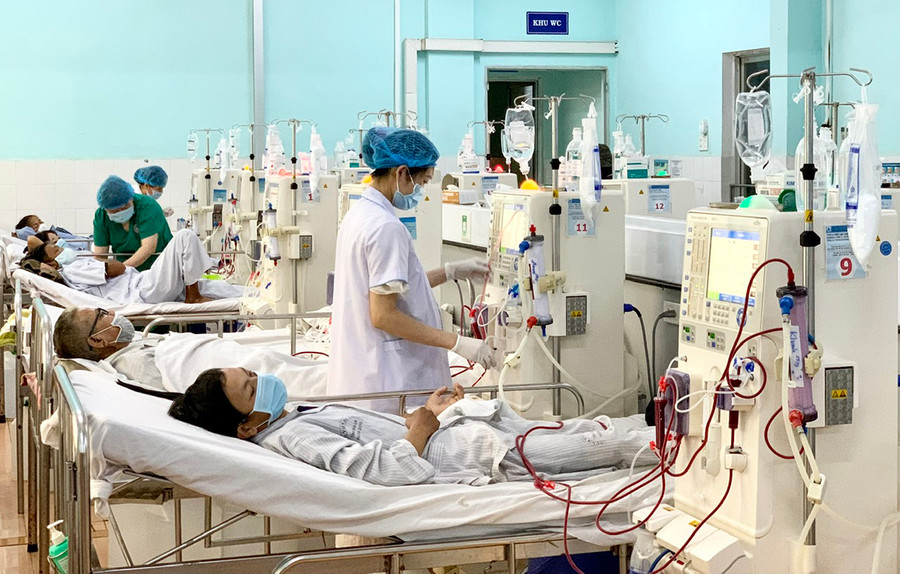 Bệnh nhân suy thận mạn tính ngày càng gia tăng và có dấu hiệu trẻ hóa. Ảnh: Như Nguyện Bệnh nhân suy thận mạn tính ngày càng gia tăng và có dấu hiệu trẻ hóa. Ảnh: Như Nguyện