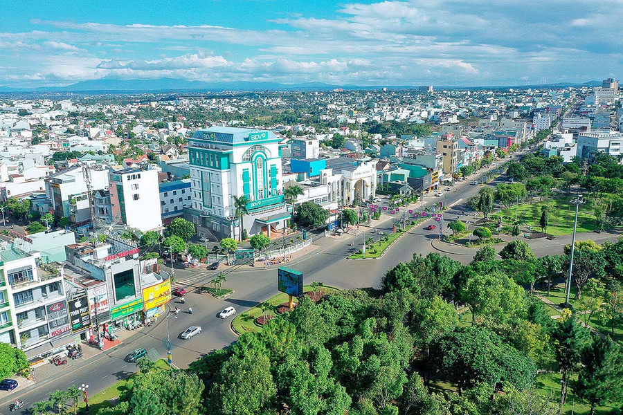 Đô thị Pleiku ngày càng hiện đại và năng động. Ảnh: Đức Thụy Đô thị Pleiku ngày càng hiện đại và năng động. Ảnh: Đức Thụy