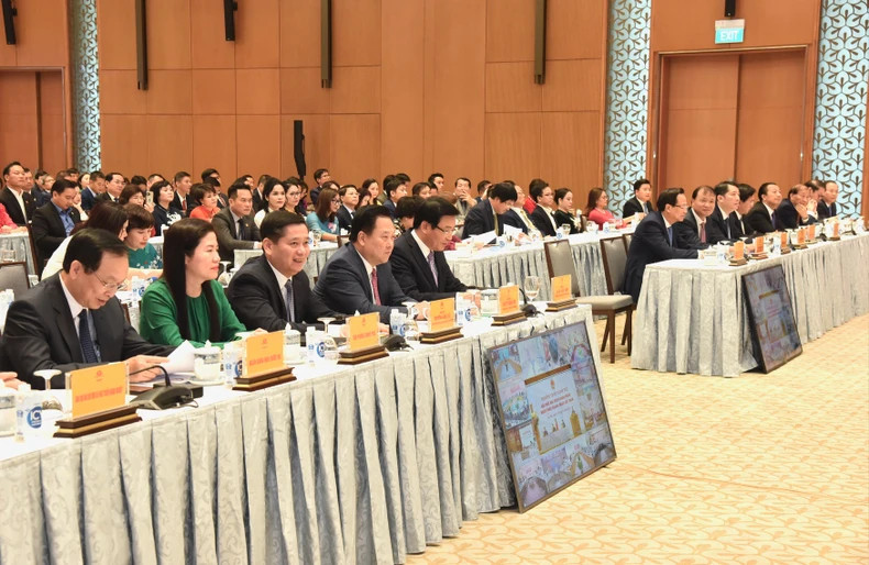 Các đại biểu tham dự hội nghị.