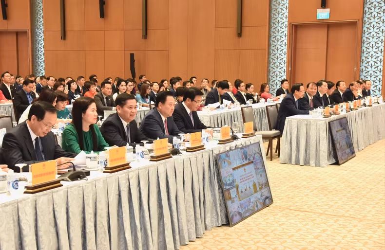 Các đại biểu tham dự hội nghị.