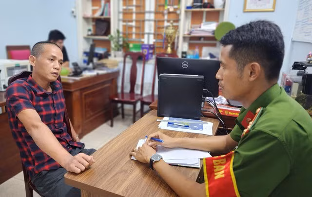 Lực lượng chức năng tạm giữ hình sự đối tượng Đoàn V. N. Lực lượng chức năng tạm giữ hình sự đối tượng Đoàn V. N.