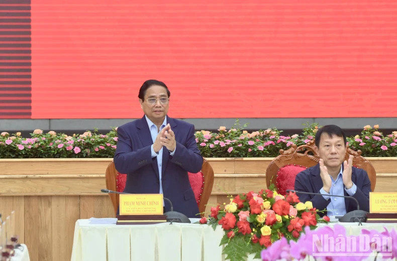 Thủ tướng Phạm Minh Chính chủ trì Hội nghị Đảm bảo an ninh, trật tự phục vụ phát triển kinh tế-xã hội các tỉnh Tây Nguyên. (Ảnh: Thanh Giang) Thủ tướng Phạm Minh Chính chủ trì Hội nghị Đảm bảo an ninh, trật tự phục vụ phát triển kinh tế-xã hội các tỉnh Tây Nguyên. (Ảnh: Thanh Giang)