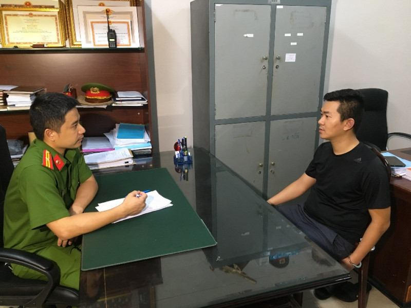 Tường thừa nhận hành vi sai phạm với cán bộ điều tra.