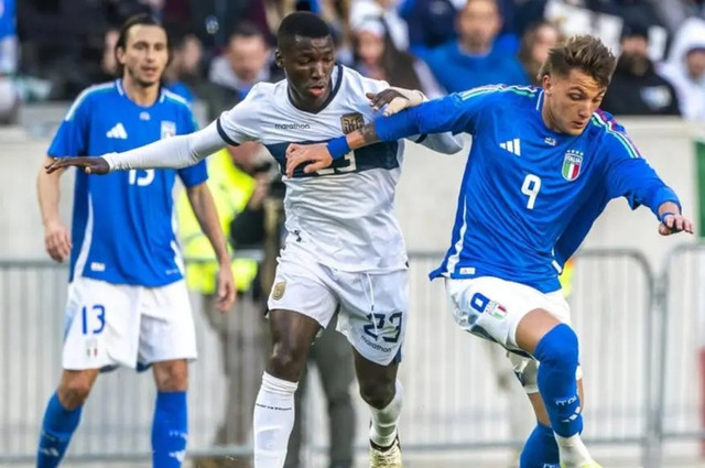 Tuyển Ý không áp đảo nhưng hiệu quả ghi bàn là tối đa. Tuyển Ý không áp đảo nhưng hiệu quả ghi bàn là tối đa.