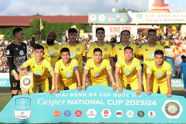 Nhưng Thanh Hóa bất ngờ xin rút tên khỏi một trong hai giải đấu hàng đầu châu Á. Nhưng Thanh Hóa bất ngờ xin rút tên khỏi một trong hai giải đấu hàng đầu châu Á.