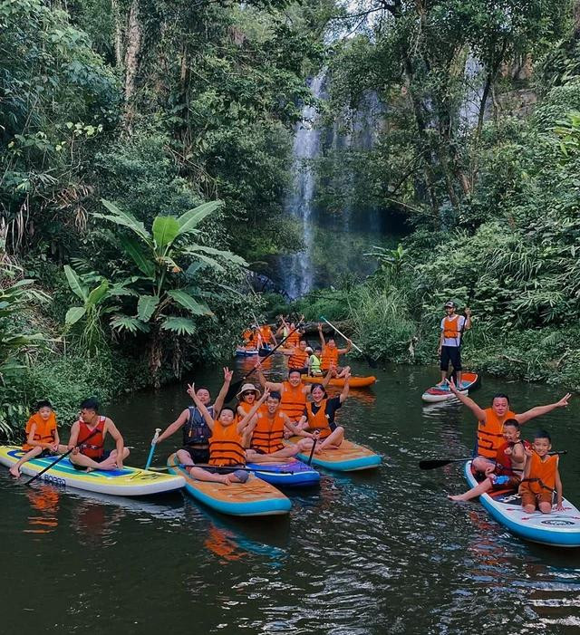 Măng Đen thu hút khách du lịch bởi vẻ nguyên sơ. Ảnh: ĐỨC NHẬT Măng Đen thu hút khách du lịch bởi vẻ nguyên sơ. Ảnh: ĐỨC NHẬT