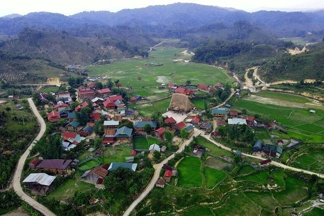 Măng Đen vẫn giữ được những giá trị văn hóa bản địa nguyên sơ. Ảnh: ĐỨC NHẬT Măng Đen vẫn giữ được những giá trị văn hóa bản địa nguyên sơ. Ảnh: ĐỨC NHẬT