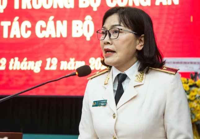 Thiếu tướng Nguyễn Thị Xuân - Phó Giám đốc Công an tỉnh Đắk Lắk - phát biểu tại buổi lễ