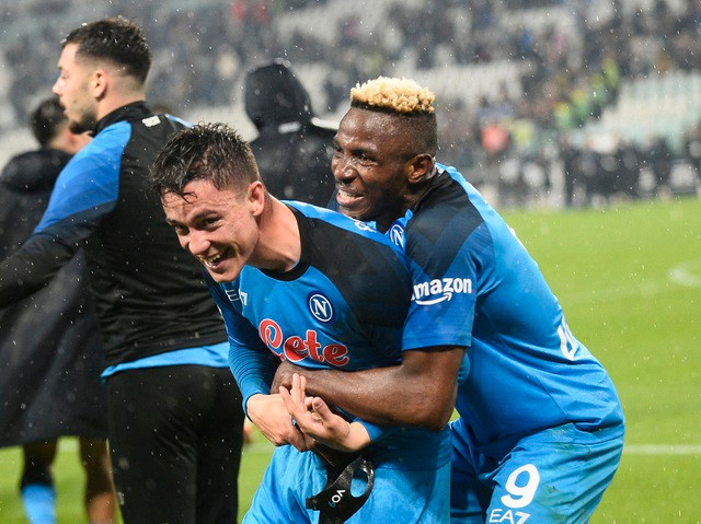 Niềm vui của Raspadori sau bàn thắng vào lưới Juventus. Ảnh: REUTERS Niềm vui của Raspadori sau bàn thắng vào lưới Juventus. Ảnh: REUTERS