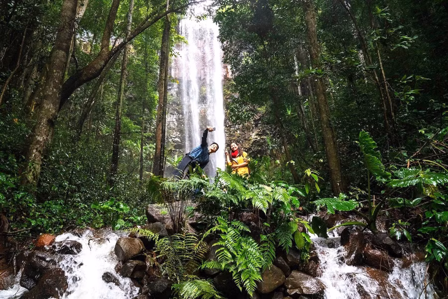 Kon Plông có rất nhiều thác nước đẹp nằm sâu trong rừng. Ảnh: Nguyễn Anh Cường